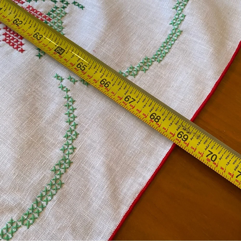 Vintage‎ Cross Stitched Christmas Poinsettia Linen Tablecloth 69x50